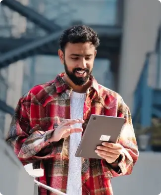 Student studying online from home – GLA Online distance education